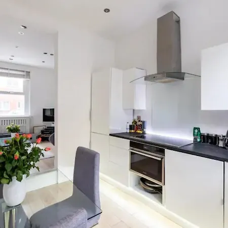 Smart London Townhouse Hotel